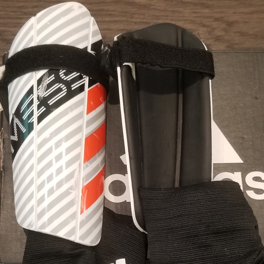 Soccerr Shinguards MESSI 10- Youth Medium